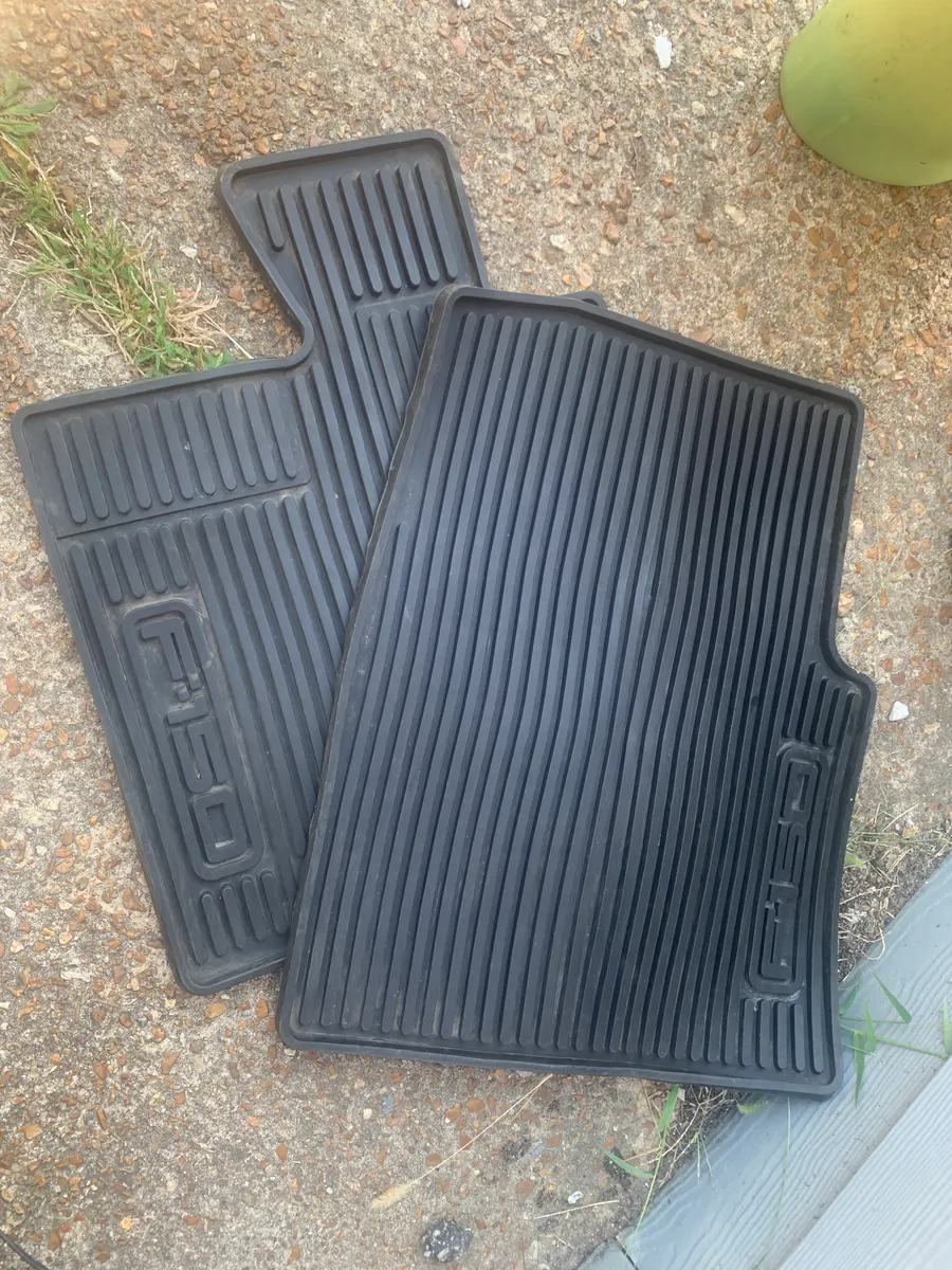 NEW F150 FLOOR MATS