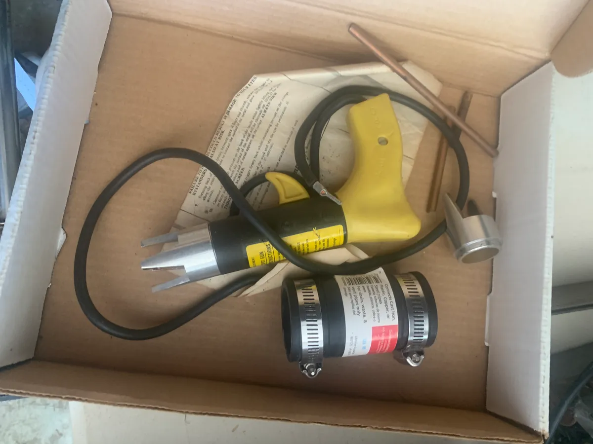 Ramset Powder Actuated Fastener Gun with Accessories