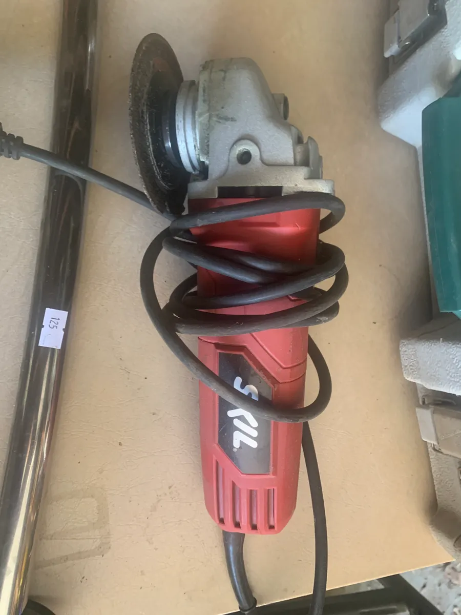 Skil Angle Grinder
