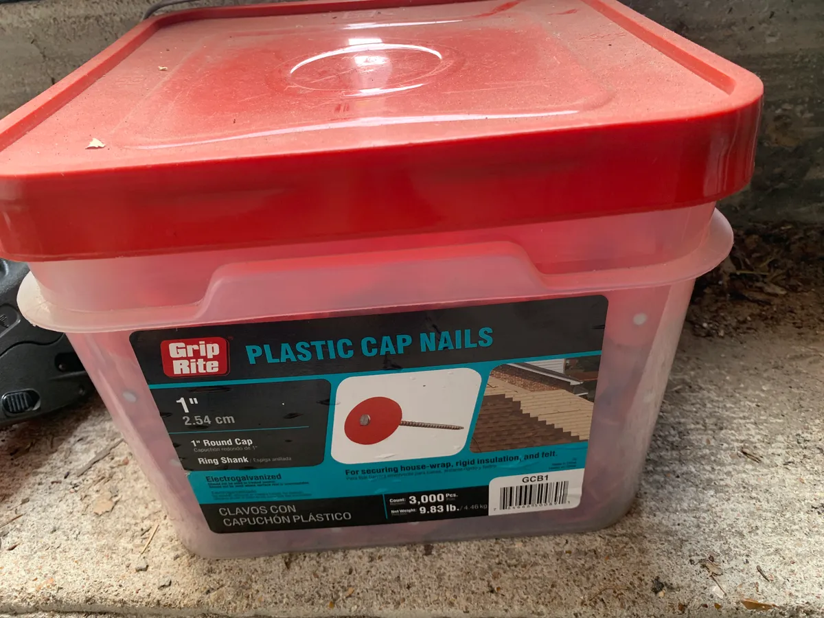 Grip-Rite 1" Plastic Cap Nails (3,000 ct. Bucket) - Model GCB1